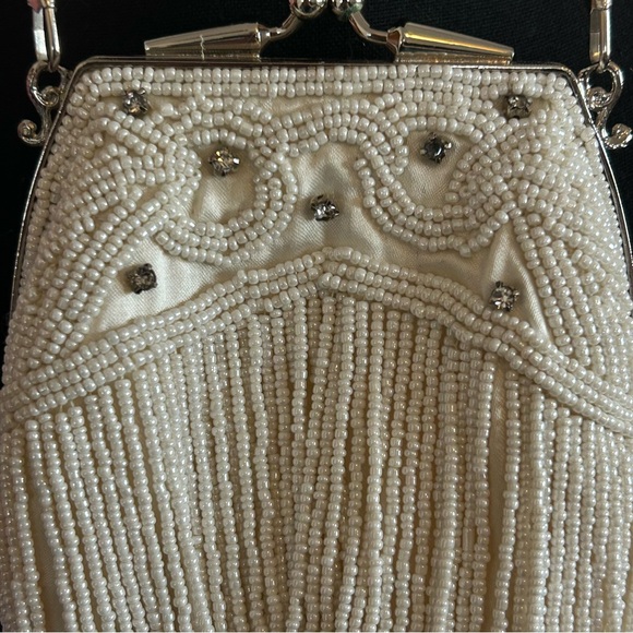 Farfalla London Elegant White Beaded Evening Bag - Picture 6 of 9